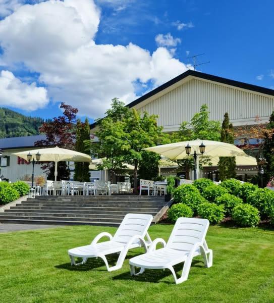 Tyrifjord Hotell Vikersund Exteriör bild