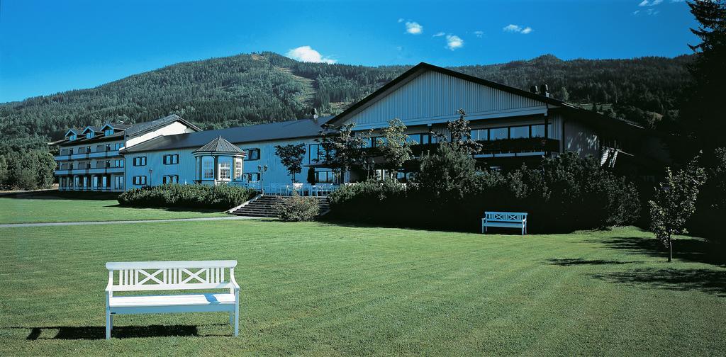 Tyrifjord Hotell Vikersund Exteriör bild