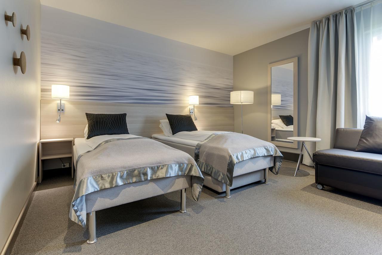Tyrifjord Hotell Vikersund Exteriör bild